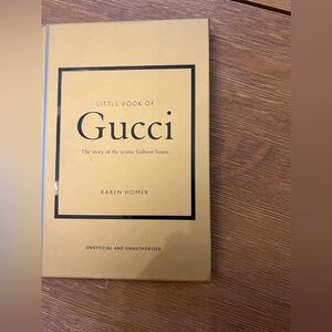 LITTLE BOOK OF GUCCI: By Karen Homer (2020 Hardcover){F5}